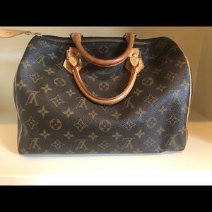 Louis Vuitton Speedy Bag